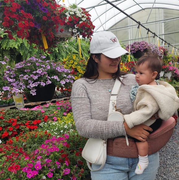 Meet your Posher, Ruth - Picture 1 of 1